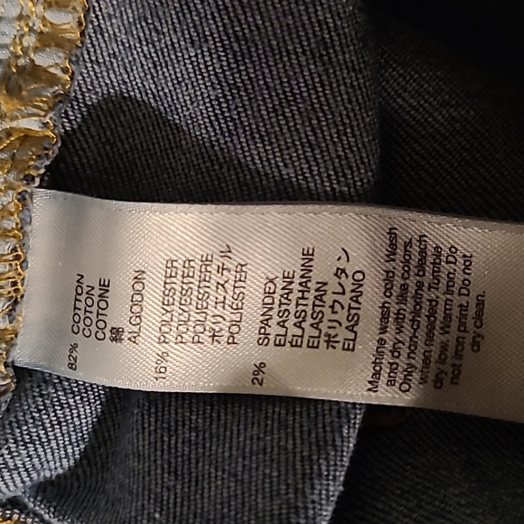 Gap Mid Rise Trouser Flare Jeans - Picture 4 of 6